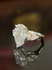 Anillo de Diamante Cultivado en Laboratorio con Corte Pera, Color D, Oro Blanco Sólido de 18K, 3g, Certificado IGI, Joyería Fina de Lujo para Mujer, Anillo de Compromiso y Boda - Product Image 5