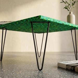 Table basse de salle à manger en acier et plastique recyclé 4GoodThings, style moderne minimaliste, imperméable, durable, empilable, meubles pour la maison - Product Image 4