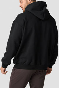 Sweat à capuche noir uni de haute qualité, imprimé avec logo personnalisé, en molleton 430 g/m², écologique, coupe ample, épaules tombantes, fabriqué par un fabricant - Product Image 4