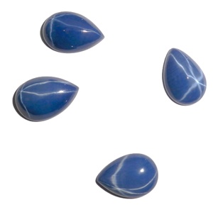 Zafiro Azul Estrella Pera 10x14 mm 6.5 Quilates, Cabujón Pulido Creado en Laboratorio con Efecto Estrella de 6 Rayos, 4.5 mm de Altura para Fabricación de Joyas - Product Image 6