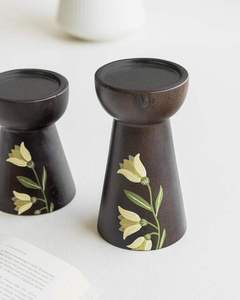 Magnifique ensemble de 2 bougeoirs en bois, support décoratif unique pour bougies, pour la décoration de la maison, les fêtes de Pâques, à prix avantageux - Product Image 1