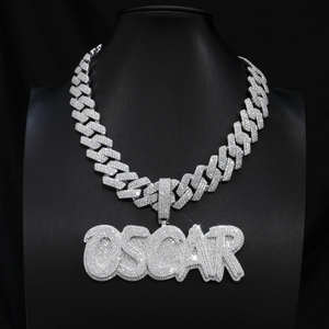 Collar Personalizado con Colgante de Plata 925 y Chapado en Oro con Moissanita VVS, Estilo Hip Hop, con Letras - Product Image 1