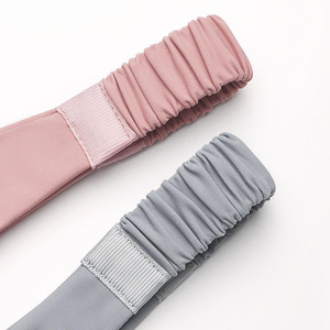 Bandeau de sport respirant pour un confort amélioré pendant l'exercice, conçu pour une utilisation active. - Product Image 6