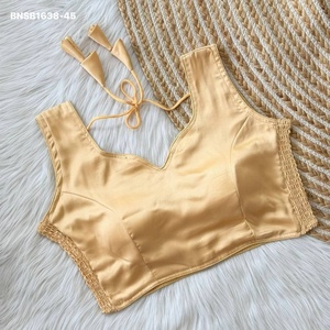 Hermosa Blusa Sin Mangas de Seda Suave con Elástico en Ambos Lados, Ajustada, Precolada y con Cierre de Gancho Trasero para Mujer - Exportador de Moda - Product Image 1