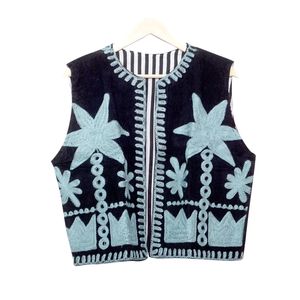 Chaleco de algodón para mujer con estampado de palmeras, sin mangas, con botones, bordado a mano, ecológico, estilo étnico, informal. - Product Image 5