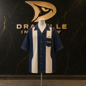 Camisa Retro con Cuello Cubano, Estilo Urbano, Oversize, Blanca con Parches, Unisex, Color Índigo Claro, con Botones, Prenda de Fábrica - Product Image 1
