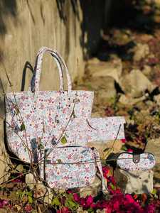 Bolsa de Mano Personalizada con Estampado Floral, de Nailon, con Cierre, Dos Asas, Gran Capacidad, Plegable, Estilo Vintage, para Viajes y Uso Diario - Product Image 1