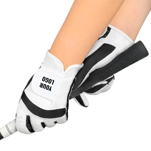 Gants de golf personnalisés avec logo de marque, fabriqués en usine OEM, couleur personnalisée, perforés, légers, en cuir synthétique flexible pour le golf - Product Image 5