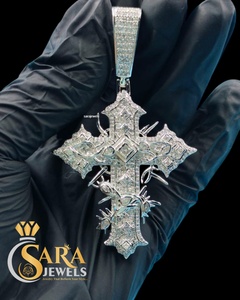 ซื้อจี้รูปกางเขนประดับเพชรโมอิสซาไนต์ VVS สไตล์ฮิปฮอป วินเทจ สำหรับผู้ชายและผู้หญิง เหมาะสำหรับงานแต่งงาน ของขวัญในโอกาสพิเศษ - Product Image 1