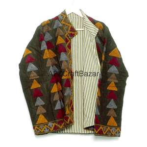 Chaqueta Acolchada 100% Cotrise con Bordado Floral, Cuello Mandarín, Botones, Forro a Rayas, Hecha a Mano, Ecológica, para Invierno y Verano - Product Image 6