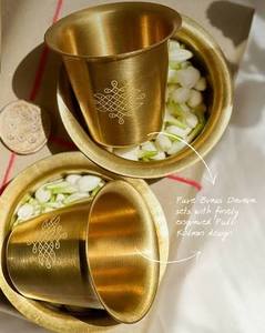 Ensemble de Dabara en laiton indien de luxe, rond, avec deux niveaux amovibles et 2 compartiments, portable pour un service haut de gamme, matériaux sûrs - Product Image 5