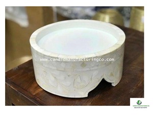 Base Redonda para Pastel Hecha a Mano de Resina Amarilla Ecológica, Soporte para Exhibición de Postres para Decoración de Mesa en Bodas y Fiestas - Product Image 3