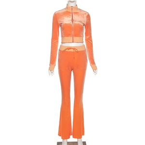 Ensemble deux pièces en velours noir pour femme, haut court à manches longues avec fermeture éclair et pantalon évasé, décontracté, toutes saisons, coupe classique - Product Image 2