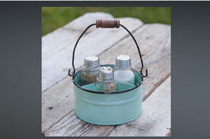 Elegante juego de Salero y pimentero de vidrio en soporte de acero inoxidable con Pilar de latón perfecto para ajustes de mesa modernos - Product Image 6