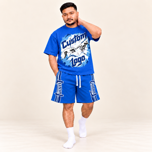 เสื้อยืดโอเวอร์ไซส์ลายกราฟิกพร้อมกางเกงขาสั้น ชุดลำลองฤดูร้อนสำหรับผู้ชาย สกรีนโลโก้ได้ตามต้องการ ขายส่งจากโรงงาน - Product Image 3