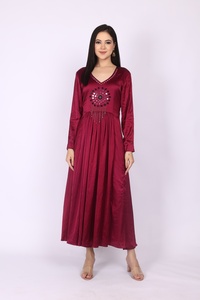 Robe élégante pour femme, style 1 pièce, avec pantalon et dupatta ombré avec miroir et travail de découpe Dana, qualité supérieure - Product Image 2