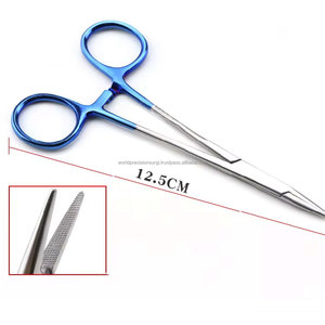 Pinza Portaagujas Quirúrgica de Precisión Mundial con Mango Dorado, Manual, Certificación CE, Acero Inoxidable, para Cirugía ORL, Plástica y Microcirugía - Product Image 2