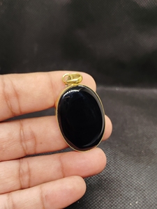 Nuevo Collar de Moda con Colgante Ovalado de Ónix Negro y Baño de Latón Dorado para Mujer, Venta al por Mayor de Fábrica de Joyería - Product Image 3