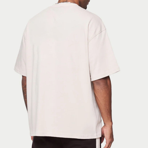 Camiseta de Cuello Redondo con Logotipo Personalizado, Impresión en Serigrafía, Blanca, Corte Regular, 100% Algodón Grueso, Secado Rápido, Alta Calidad para Hombre - Product Image 3