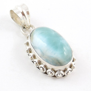 Colgante unisex de plata de ley 925 con larimar azul, estilo bohemio, tribal, gipsy, nómada, viajero, para meditación espiritual y yoga. - Product Image 5