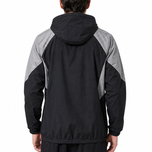 เสื้อแจ็คเก็ตกันลมลำลองสำหรับผู้ชาย แบรนด์ OEM แขนเสื้อแบบแร็กแลน ดีไซน์แผงตัดต่อสีดำเทา เหมาะสำหรับออกกำลังกาย วิ่ง กันน้ำ หนา ใส่ได้ในฤดูหนาว สไตล์สปอร์ต - Product Image 2
