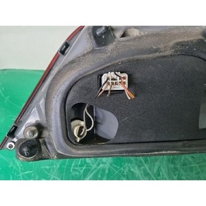 ไฟท้ายมือสองของรถยนต์อีควัส ซ้าย รุ่น 924013N000 - Product Image 5