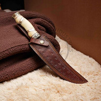 Nouvelle édition de marque, couteau de chasse d'extérieur en acier Damas fait main avec manche en os de chameau et intercalaire en laiton, couteau de survie à lame fixe