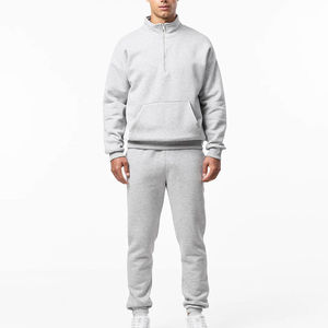 Survêtement de jogging en molleton technique personnalisé avec logo, coupe ajustée et respirante, idéal pour l'hiver - Product Image 1