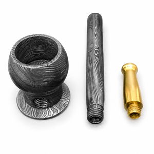 Jexmoo Pipa de Fumar Reutilizable de Acero de Damasco de Lujo Hecha a Mano con Funda de Cuero, Regalo para Papá, Esposo, Novio - Product Image 3