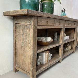 Grand comptoir de magasin antique en bois avec tiroirs, étagères ouvertes, meuble de rangement rustique vintage en bois massif, décoration intérieure - Product Image 2