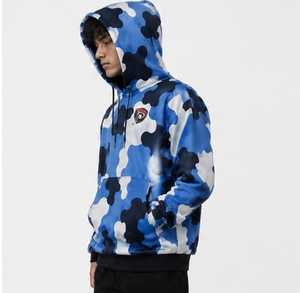Sudadera con Capucha Azul, Negra y Blanca, Unisex, Corte Holgado, 100% Algodón Tejido, Estilo Urbano Informal, Ecológica, con Bolsillo Frontal - Product Image 4
