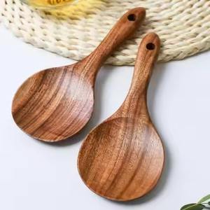 Cuillère de service traditionnelle en bois faite à la main, ustensile de cuisine pour mélanger le riz, le curry, la soupe, la salade, idéale pour la cuisine à la maison ou au restaurant - Product Image 1