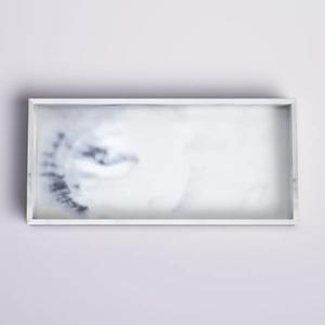 ถาดวางของรูปทรงสี่เหลี่ยมหรูหรา ดีไซน์เมฆสีเทาอ่อน พร้อมถาดจัดระเบียบเครื่องสำอางสีขาวและสีเทาสุดเก๋ - Product Image 5