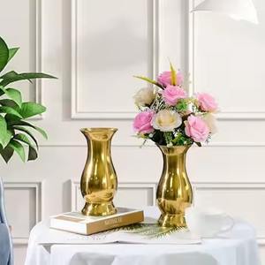 Jarrón de flores clásico de metal, jarrón decorativo floral para mesa, para decoración del hogar y la sala de estar - Product Image 1