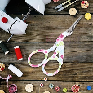 Ciseaux à broder professionnels en acier inoxydable ciseaux ménagers de vente chaude avec bord lisse pour l'élagage et la broderie - Product Image 6