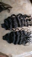 Lots de Cheveux Humains Vierges Remy Bouclés 100% Naturels Bruts Non Transformés, Cheveux Indiens de Temple, Donneur Unique, Trame Double Plate Faite à la Machine, Cuticules Intactes