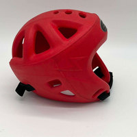 Casque de boxe rouge en cuir PU, demi-masque, 7 aérations, équipement de protection pour adultes, unisexe, utilisation universelle, fermeture auto-agrippante