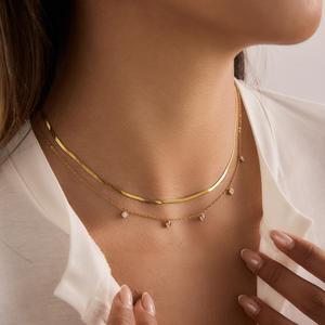 Collar de Acero Inoxidable Chapado en Oro de 18K, Cadena de Serpiente con Zirconia, Collar de Doble Capa - Product Image 5
