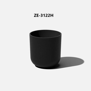 Vase à fleurs en métal fait main moderne, récipient floral contemporain haut de gamme pour salon, salle à manger, chambre, bureau, hall d'hôtel - Product Image 3