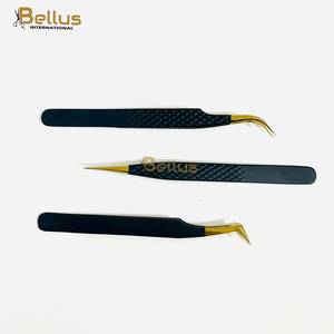 ชุดแหนบต่อขนตา Bellus International Professional Black 3 ชิ้น ปลายไฟเบอร์เรียบ ชุดแหนบตรงและโค้ง 45 องศา ทำจากสแตนเลสสตีล สำหรับต่อขนตา - Product Image 1