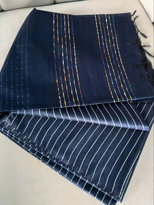 Sari en soie Katan bleu marine pour femme, motif rayé, tenue ethnique traditionnelle avec drapage, ensemble comprenant un chemisier inclus - Product Image 6