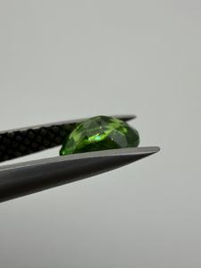 Pierre précieuse naturelle de Tsavorite Grenat, pierre brute, vert vif, taille ovale, pour bijoux, cadeau pour collectionneur, pierre de naissance, pierres précieuses de guérison, pierres rares - Product Image 3