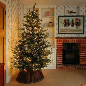 อุปกรณ์ตกแต่งคริสต์มาส ปลอกคอต้นคริสต์มาสทำมือจากหวาย ปลอกต้นคริสต์มาสแบบพับได้สไตล์เรสติก ทำจากหวาย ผลิตด้วยมือจากเวียดนาม - Product Image 4