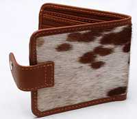 Dompet Kulit Pria Gaya Eropa Klasik dengan Konstruksi Kulit Ultra Halus yang Tahan Lama dan Fungsi Anti Maling yang Aman
