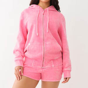 Fabricante de Conjuntos Deportivos Personalizados, Conjunto de Sudadera con Capucha y Pantalones Cortos de Dos Piezas con Parche Bordado Lavado al Ácido, Conjuntos Deportivos Vintage para Mujer de Alta Calidad - Product Image 1