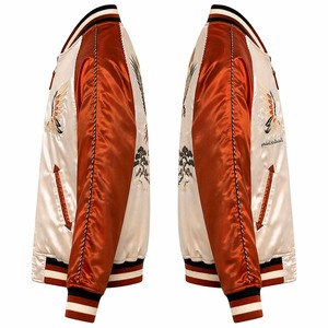 Veste Sukajan d'hiver personnalisée en satin premium avec col montant et patchwork, broderie faucon, souvenir japonais, style bomber OEM ODM Yokosuka - Product Image 4