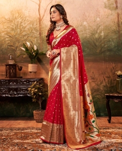 KV Woven, Self Design Paithani Pure <b>Silk</b>, <b>Silk</b> Blend Saree (<b>Red</b>) - Product Image 5