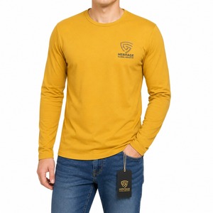 Camiseta térmica de manga larga de calidad premium, ligera y aislante para entrenamiento en clima frío, viajes y uso diario. - Product Image 1