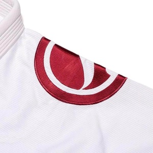 Uniforme de Judo Blanco, 100% Algodón, Corte Regular, Unisex para Adultos, Duradero, Teñido Liso, Logotipo en la Manga Izquierda - Product Image 4