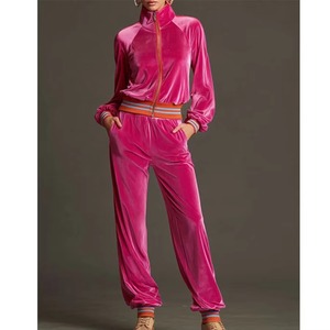 Conjunto Deportivo de 2 Piezas para Mujer, Top Corto con Cierre y Pantalones Acampanados con Cordón, Transpirable y Sexy para Otoño - Product Image 1